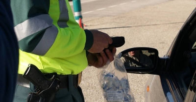 Έβαλαν... φρένο στο ποτό οι Έλληνες: Μόλις 62 θετικά αλκοτέστ σε 6.129 ελέγχους την Πρωτοχρονιά