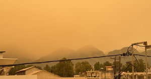 Καιρός: Σαββατοκύριακο με σκόνη – Πού αναμένονται βροχές