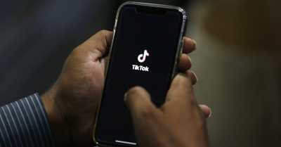 TikTok challenges: Πολλά παιδιά οδηγούνται ακόμα και στον θάνατο για μερικά «likes»