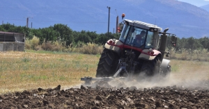 ΑΑΔΕ: Επιστροφή Ειδικού Φόρου Κατανάλωσης αγροτικού πετρελαίου σε 83.000 δικαιούχους