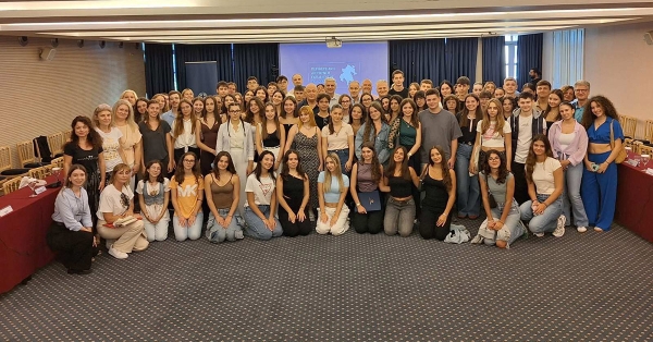 Η φωνή της νέας γενιάς ακούστηκε δυνατά — Ολοκληρώθηκε η πρώτη θητεία του Περιφερειακού Συμβουλίου Νέων Πελοποννήσου