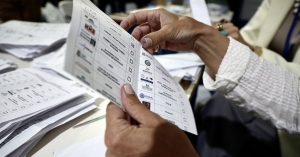 Επιστολική ψήφος: Πώς θα συμμετάσχουν οι Έλληνες του εξωτερικού στις επόμενες εθνικές εκλογές