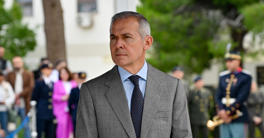 Με απόφαση του Θανάση Δαβάκη καθορίζονται οι Άγονες Ειδικότητες Στρατιωτικών Ιατρών