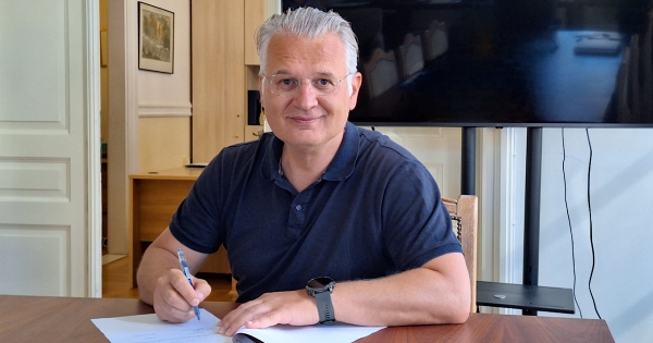 Έργο ανάπλασης 2 εκατ. ευρώ στον «λόφο Μπιτσάνη-Δεξαμενή» του Δήμου Τρίπολης υπέγραψε ο Δ. Πτωχός