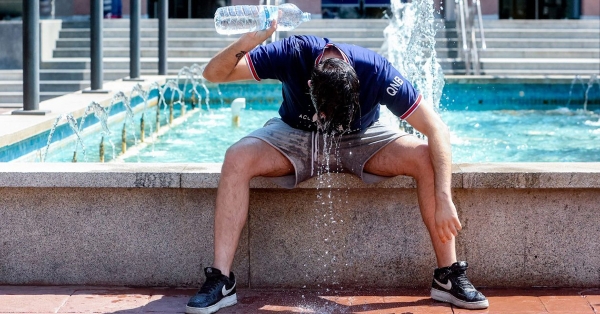 Στο έλεος του καύσωνα η Ευρώπη - Πρωτόγνωρες θερμοκρασίες σε Ισπανία και Πορτογαλία