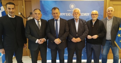 Ο Δήμαρχος Ήλιδας παρουσίασε στον αναπλ. Υπ. Αθλητισμού την πρόταση για διοργάνωση των Παγκόσμιων Παιδικών Αγώνων του 2027 στην Ηλεία