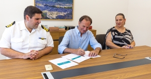 Παράδοση του κτιρίου της Σχολής Αξιωματικών Εμπορικού Ναυτικού Λακωνίας από το Δήμο Μονεμβασίας