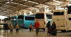 Ανατιμήσεις στις μετακινήσεις: Ακριβαίνουν αεροπορικά - Στο 10% οι αυξήσεις στα ΚΤΕΛ