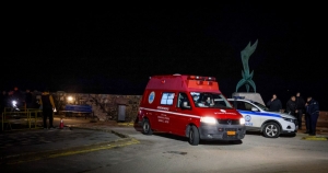 Τραγωδία στη Χίο με 15 νεκρούς και 24 τραυματίες – Αγωνία για τους τραυματίες και έρευνες για αγνοούμενους